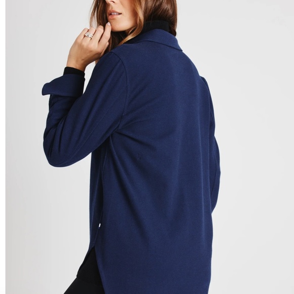 Kit & Ace Here and There Button Up Shirt in Heather Forest - Picture 3 of 8